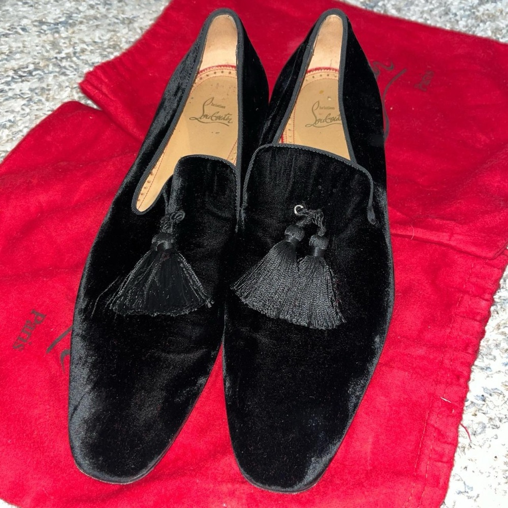 Christian Louboutin Men’s velour loafers 
Men’s:44.5 EU/10 US
 Worn twice